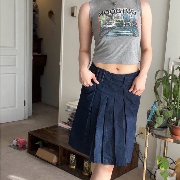 Denim midi pleated skirt - Picture 2 of 4